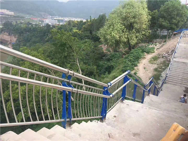 岳阳不锈钢桥梁栏杆